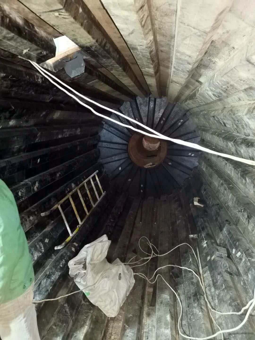 橡膠襯板
